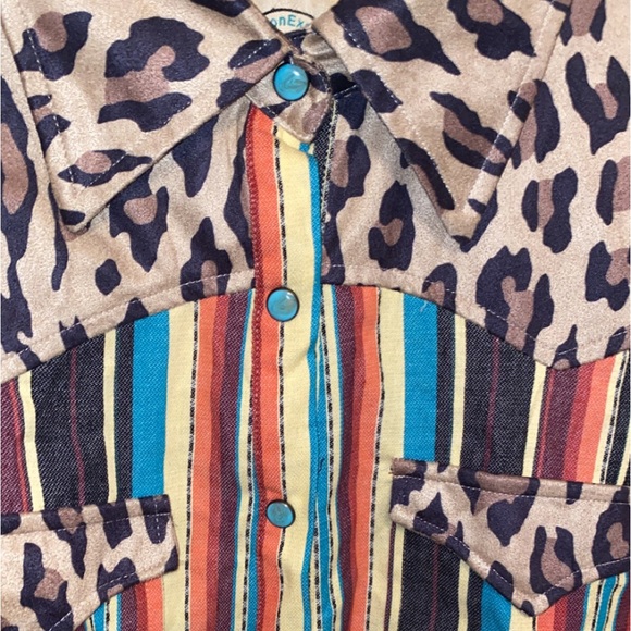 Western button down long sleeve - Picture 3 of 4